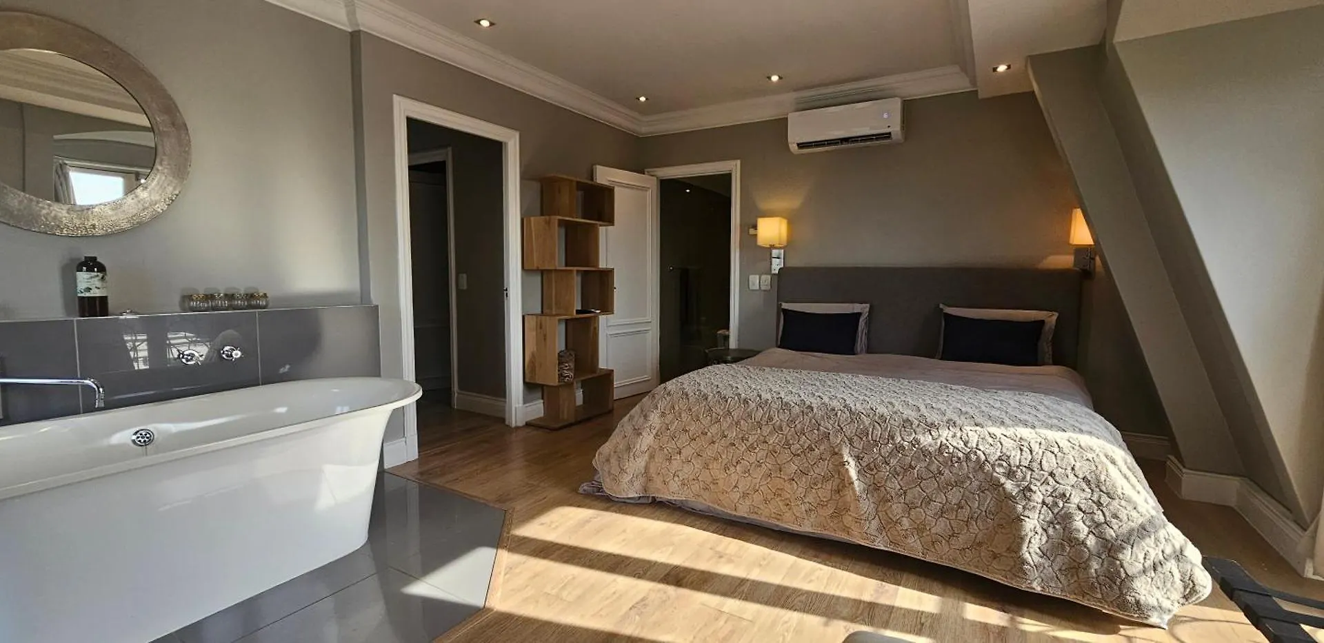 Luxury Rooftop Suite 4Bedroom Cape Royale With V&A Seapoint View Kapstadt Südafrika
