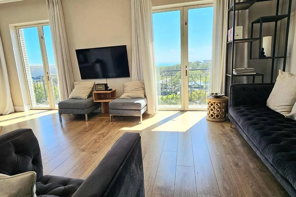 Apartment Luxury Rooftop Suite 4Bedroom Cape Royale With V&A Seapoint View Cape Town South Africa