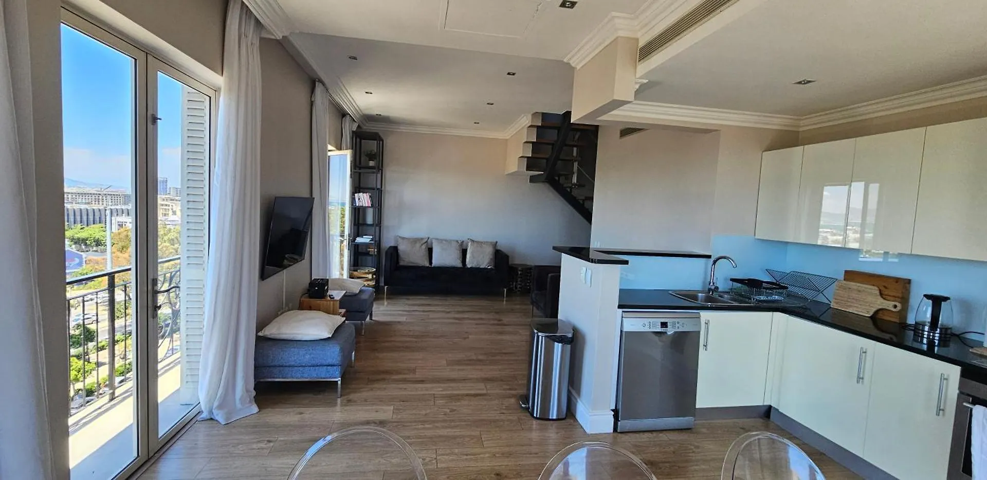 Luxury Rooftop Suite 4Bedroom Cape Royale With V&A Seapoint View Cape Town 0*,  South Africa