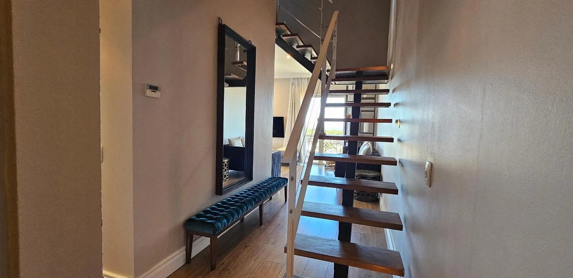 Luxury Rooftop Suite 4Bedroom Cape Royale With V&A Seapoint View Cape Town Apartment